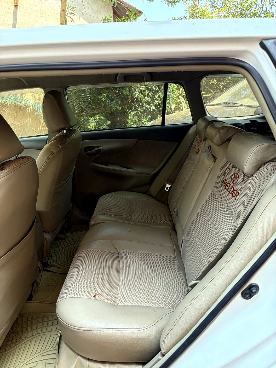 Rental wagon rear seats